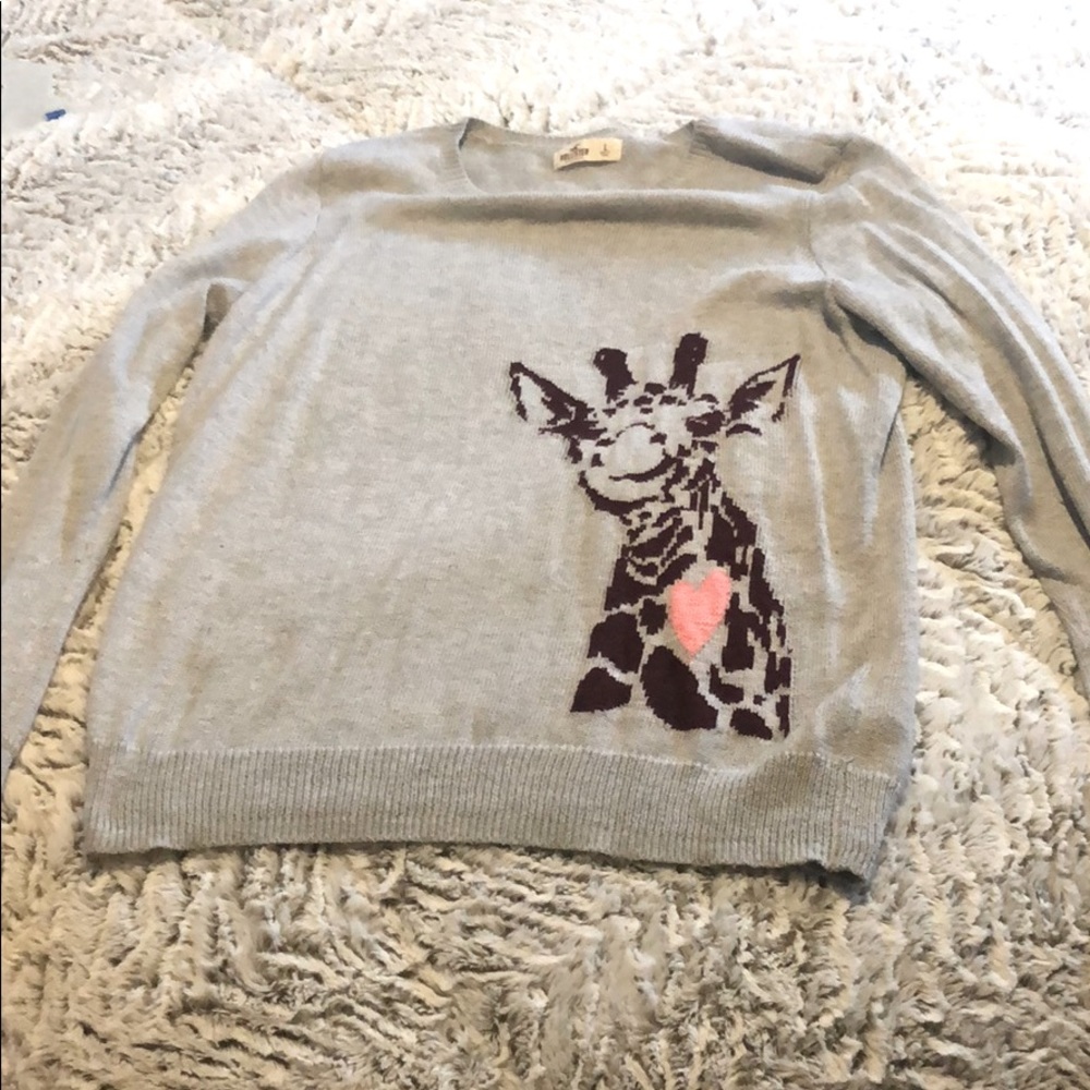 HOLLISTER GIRAFFE SWEATER